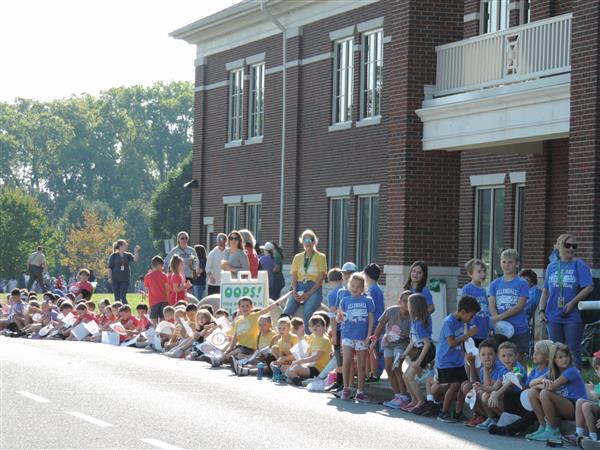 students on the sidewalk